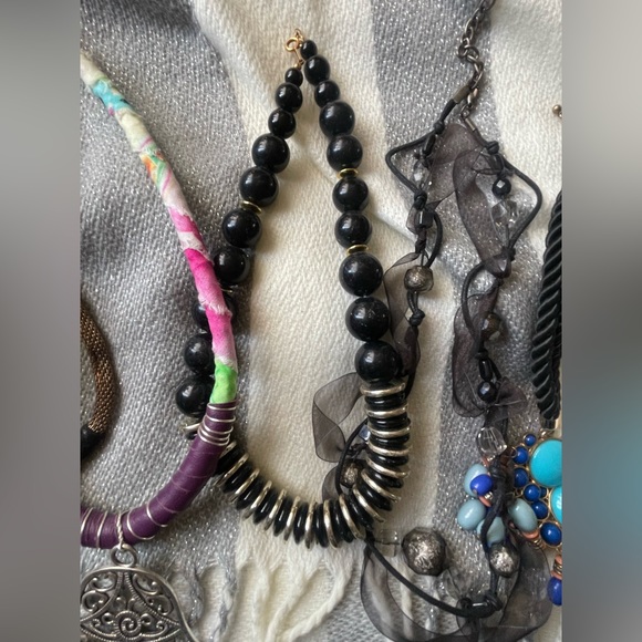 6 Necklaces - Vintage / Designer/ Costume - Lot of 6 Klein, 1946, Hamsa Hand - Picture 6 of 16